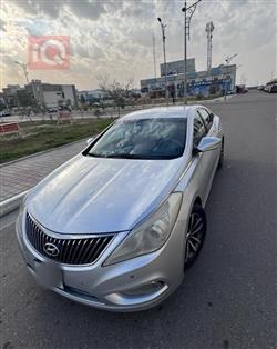 هيونداي أزيرا